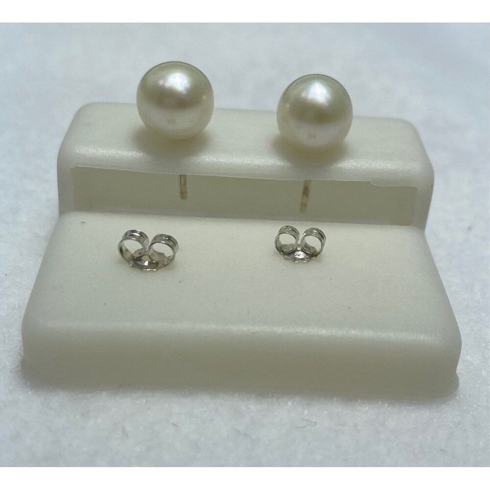 Genuine White Freshwater Pearl Stud Earrings 8mm round 925 Sterling Silver - Picture 3 of 4